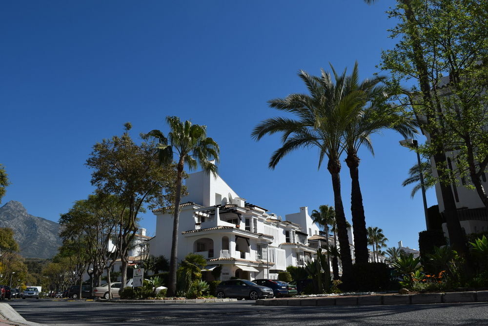 Apartamentos Y Casas Serinamar Marbella El Angel Exterior photo
